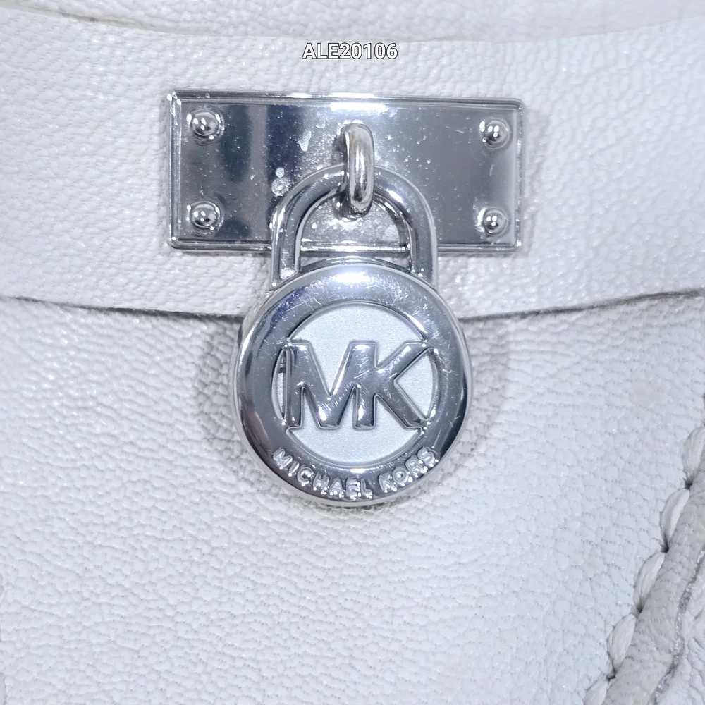 Michael Kors Mocassines Hamilton Cream whith Logo MK Size 8.5M